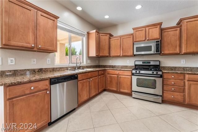 6641 Scavenger Hunt Street, North Las Vegas, NV 89084