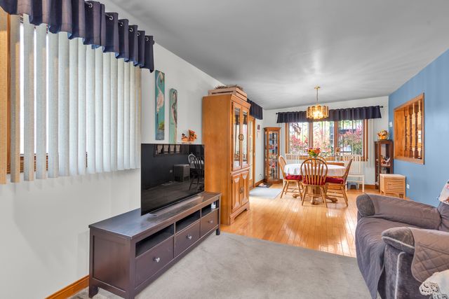 6528 Ridge Drive, Chicago Ridge, IL 60415