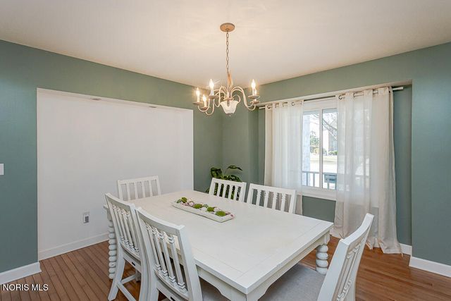 505 Pine Valley Drive, Bowling Green, OH 43402