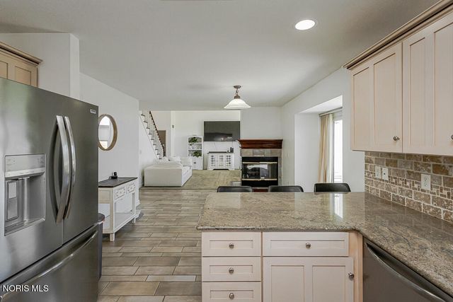 505 Pine Valley Drive, Bowling Green, OH 43402