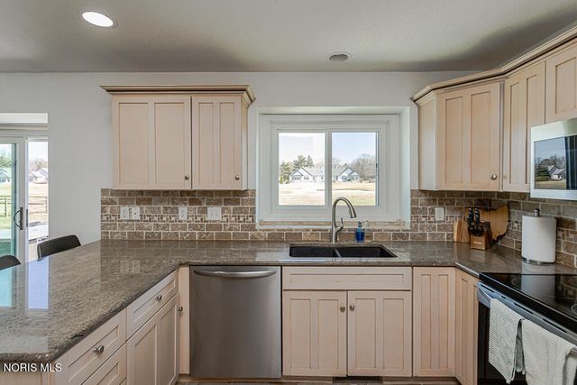 505 Pine Valley Drive, Bowling Green, OH 43402