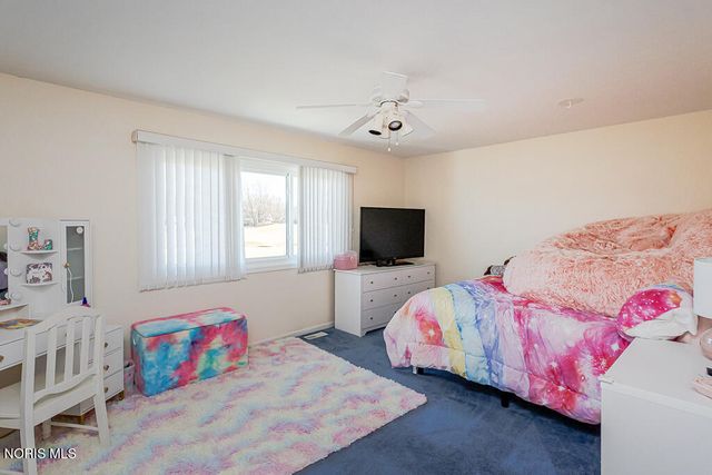 505 Pine Valley Drive, Bowling Green, OH 43402