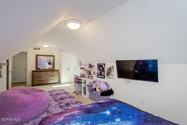 505 Pine Valley Drive, Bowling Green, OH 43402