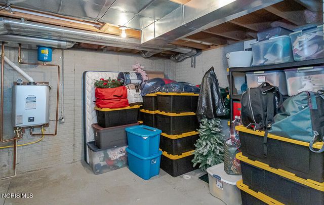 505 Pine Valley Drive, Bowling Green, OH 43402