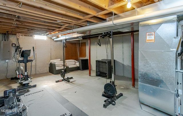 505 Pine Valley Drive, Bowling Green, OH 43402