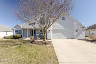505 Pine Valley Drive, Bowling Green, OH 43402