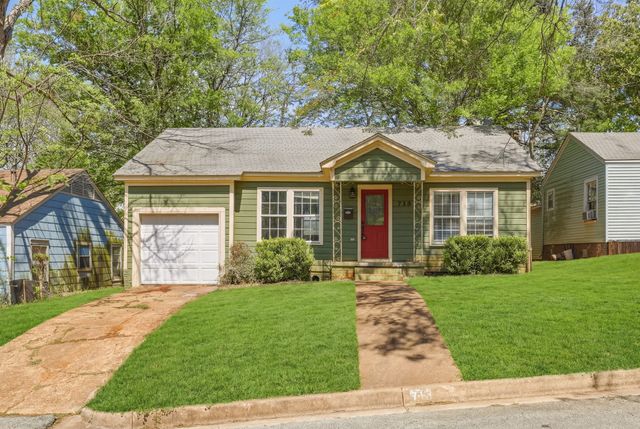 713 Highland Drive, Palestine, TX 75801