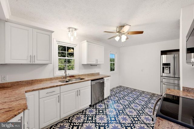 197 DENNY LN, Winchester, VA 22603