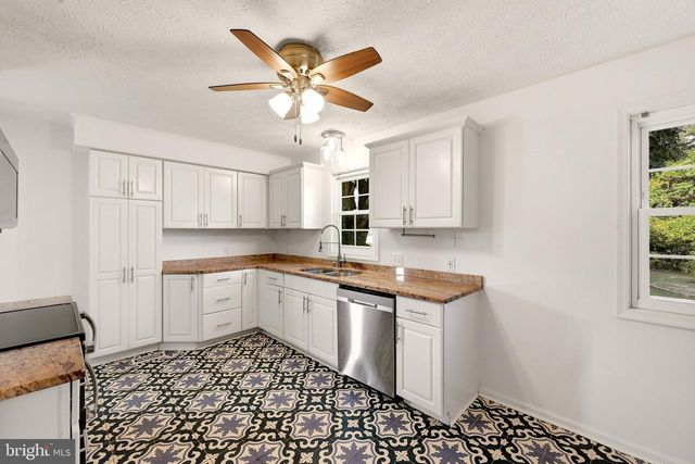 197 DENNY LN, Winchester, VA 22603