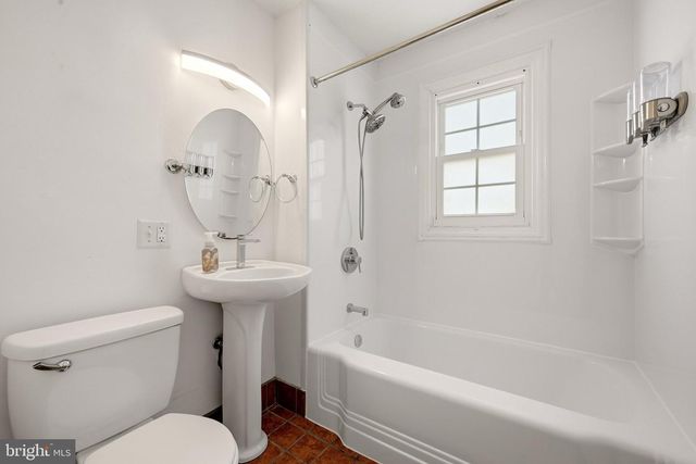 197 DENNY LN, Winchester, VA 22603