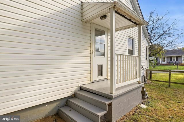 197 DENNY LN, Winchester, VA 22603