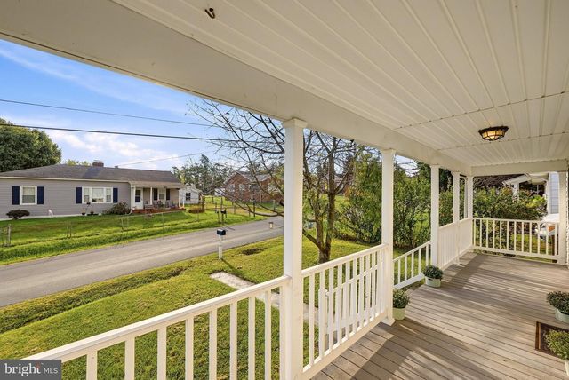 197 DENNY LN, Winchester, VA 22603