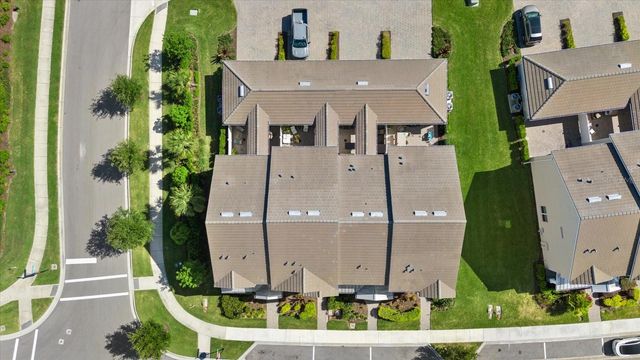 12013 CRANSTON WAY, Bradenton, FL 34211