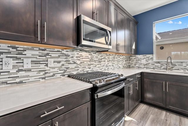 12013 CRANSTON WAY, Bradenton, FL 34211