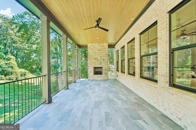 570 Power Avenue, Buford, GA 30518