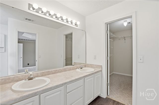 8 Snowy Egret Court, Savannah, GA 31419