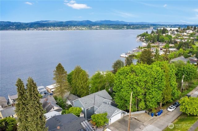 9844 arrowsmith Avenue S, Seattle, WA 98118