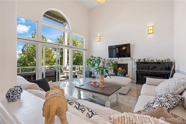 9844 arrowsmith Avenue S, Seattle, WA 98118