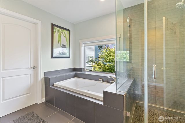 9844 arrowsmith Avenue S, Seattle, WA 98118