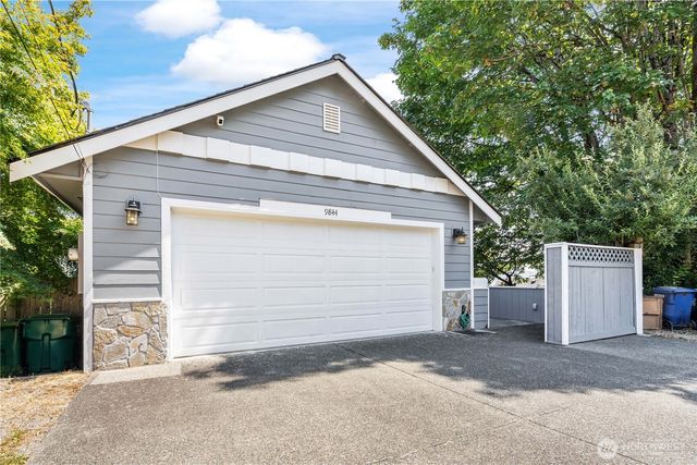 9844 arrowsmith Avenue S, Seattle, WA 98118