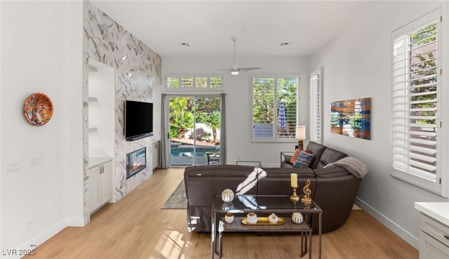 2032 Scarlet Rose Drive, Las Vegas, NV 89134