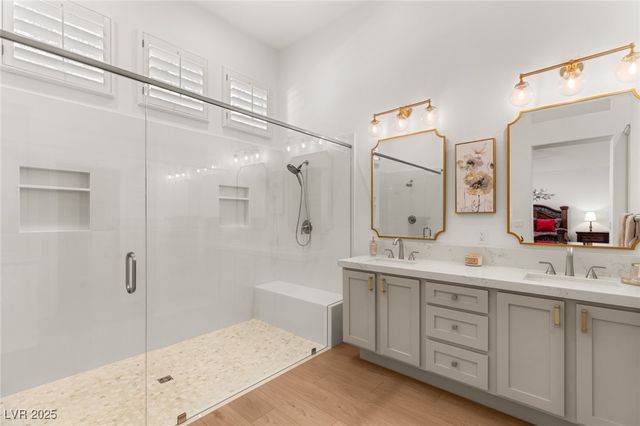 2032 Scarlet Rose Drive, Las Vegas, NV 89134