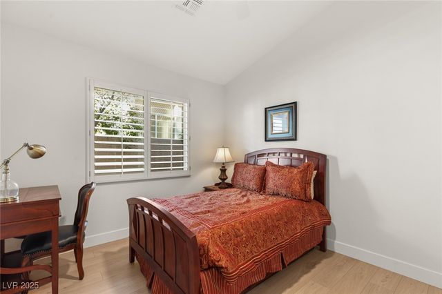 2032 Scarlet Rose Drive, Las Vegas, NV 89134