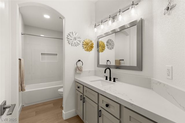 2032 Scarlet Rose Drive, Las Vegas, NV 89134