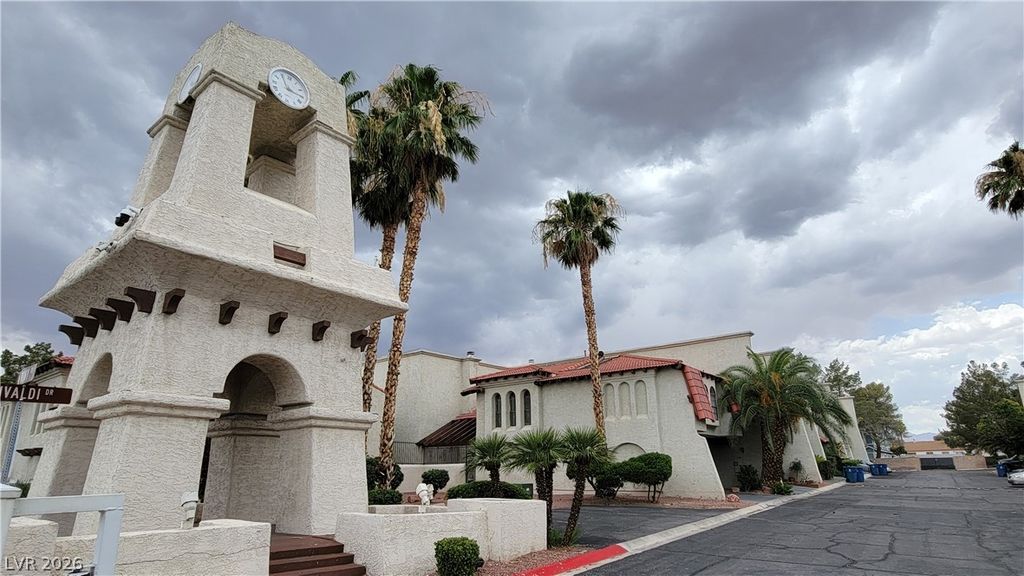 4930 Mozart Drive, Las Vegas, NV 89146 — photo 2