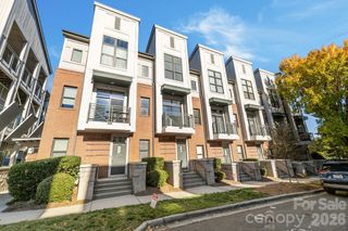 927 E 8TH Street, Charlotte, NC 28204