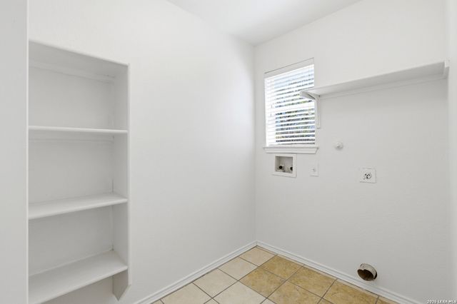 6611 Walnut Valley, San Antonio, TX 78242