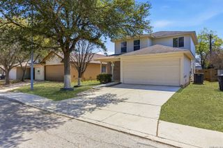 6611 Walnut Valley, San Antonio, TX 78242