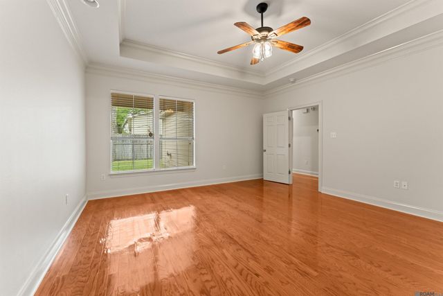 10684 Woodland Oaks, Baton Rouge, LA 70809