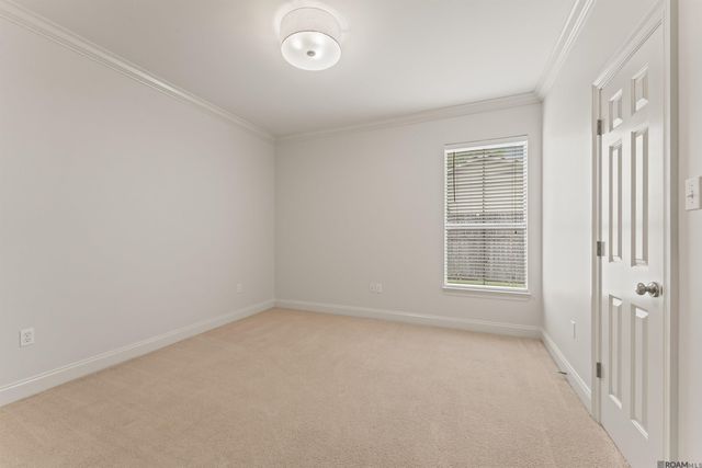 10684 Woodland Oaks, Baton Rouge, LA 70809