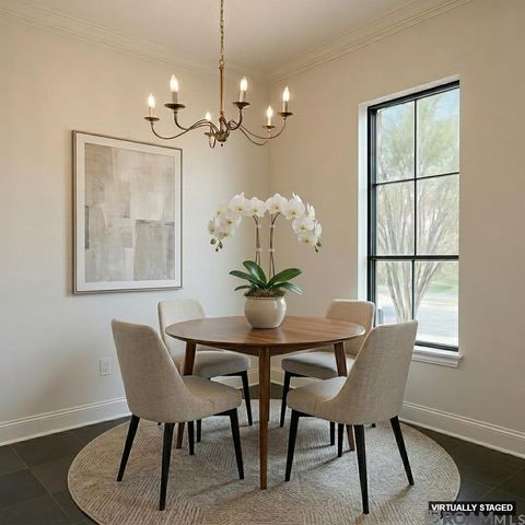 10684 Woodland Oaks, Baton Rouge, LA 70809