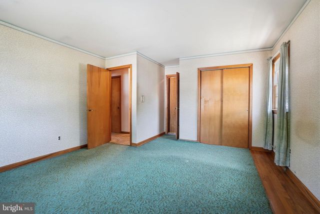 11 REO CT, Colonia, NJ 07067