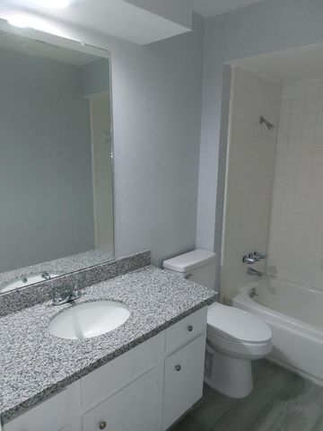 1846 Hollister Street 6, Houston, TX 77080