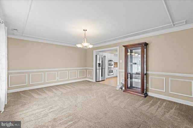 70 TWIN PONDS DR, Sewell, NJ 08080