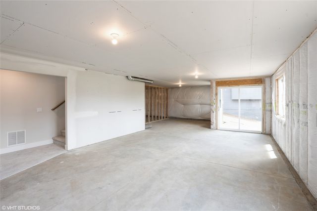 313 N 19th Street, Indianola, IA 50125