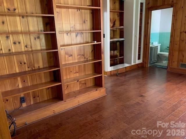 811 Hilton Street NE, Lenoir, NC 28645