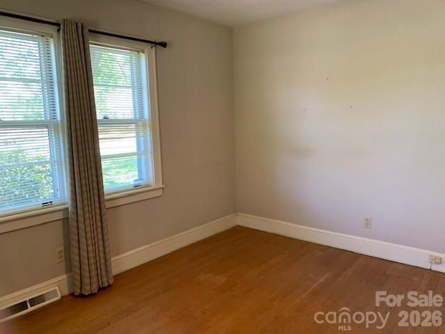 811 Hilton Street NE, Lenoir, NC 28645