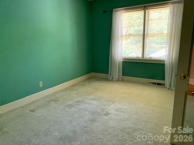 811 Hilton Street NE, Lenoir, NC 28645