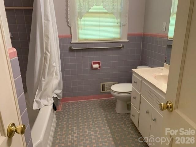811 Hilton Street NE, Lenoir, NC 28645