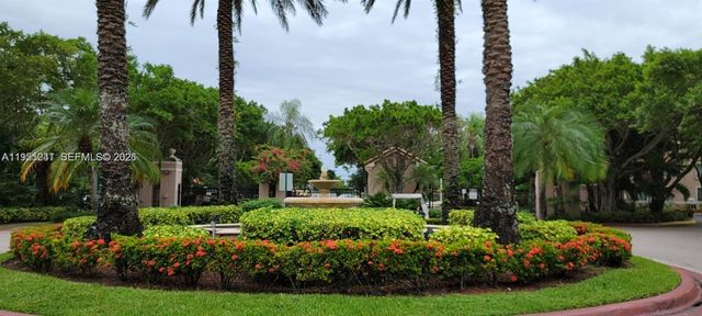 12124 Saint Andrews Pl 201, Miramar, FL 33025