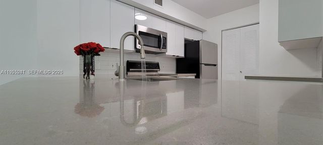 12124 Saint Andrews Pl 201, Miramar, FL 33025