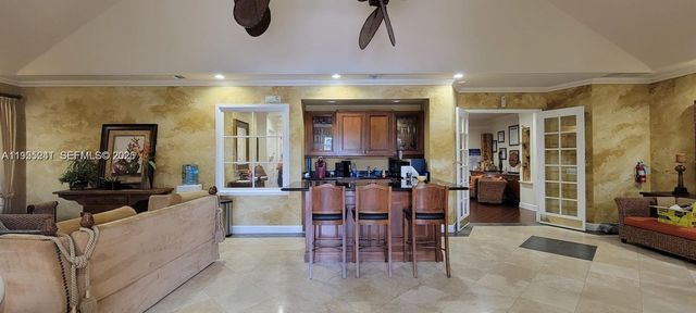 12124 Saint Andrews Pl 201, Miramar, FL 33025