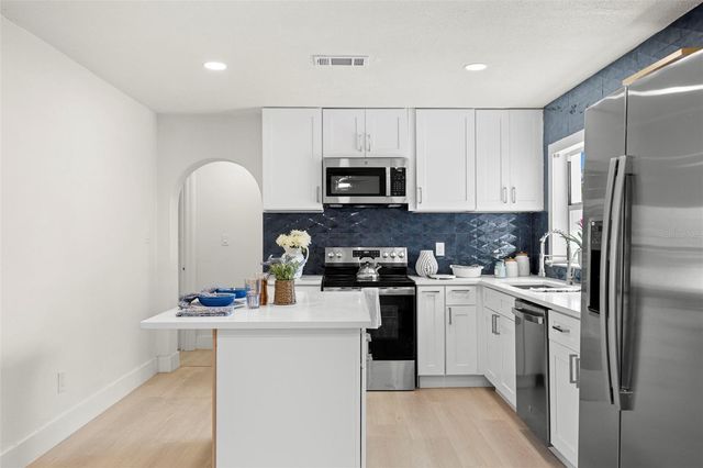 2221 TERRACE DRIVE N, Clearwater, FL 33765