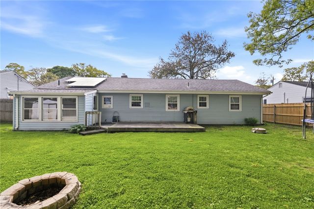 43 New Britain Drive, Warwick, RI 02889