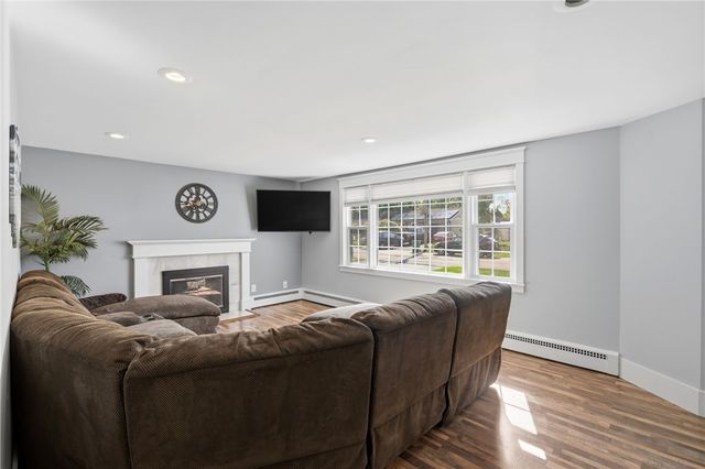 43 New Britain Drive, Warwick, RI 02889