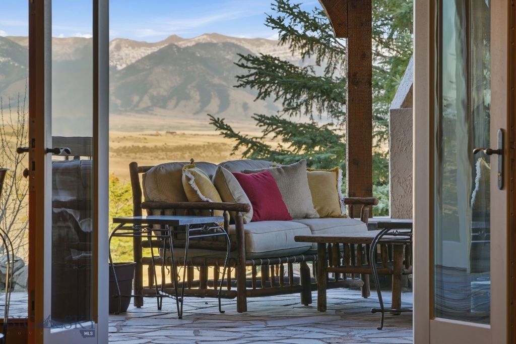 1240 Twin River Cutoff, Manhattan, MT 59741 photo 16